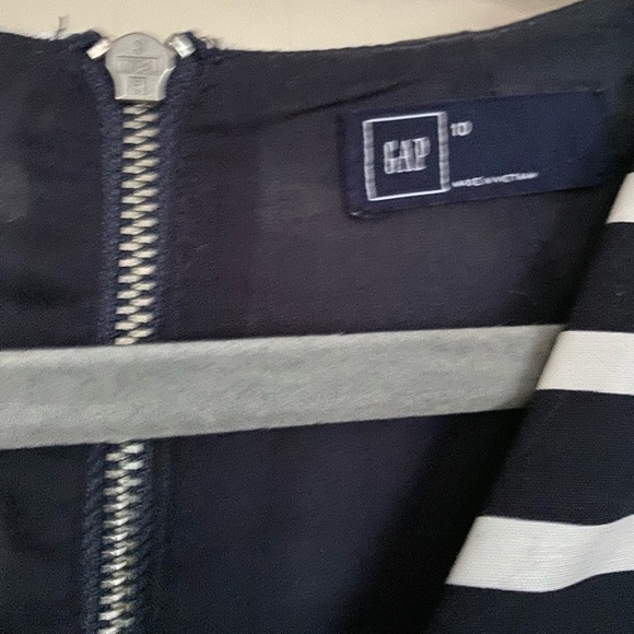 Blue & white short sleeve dress - Picture 4 of 4